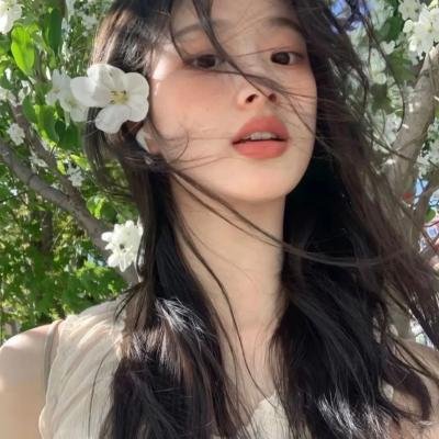 女鼓手海报